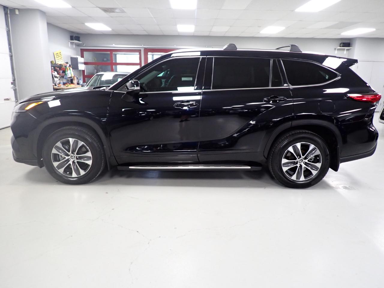 Toyota Highlander XLE AWD V6 2021