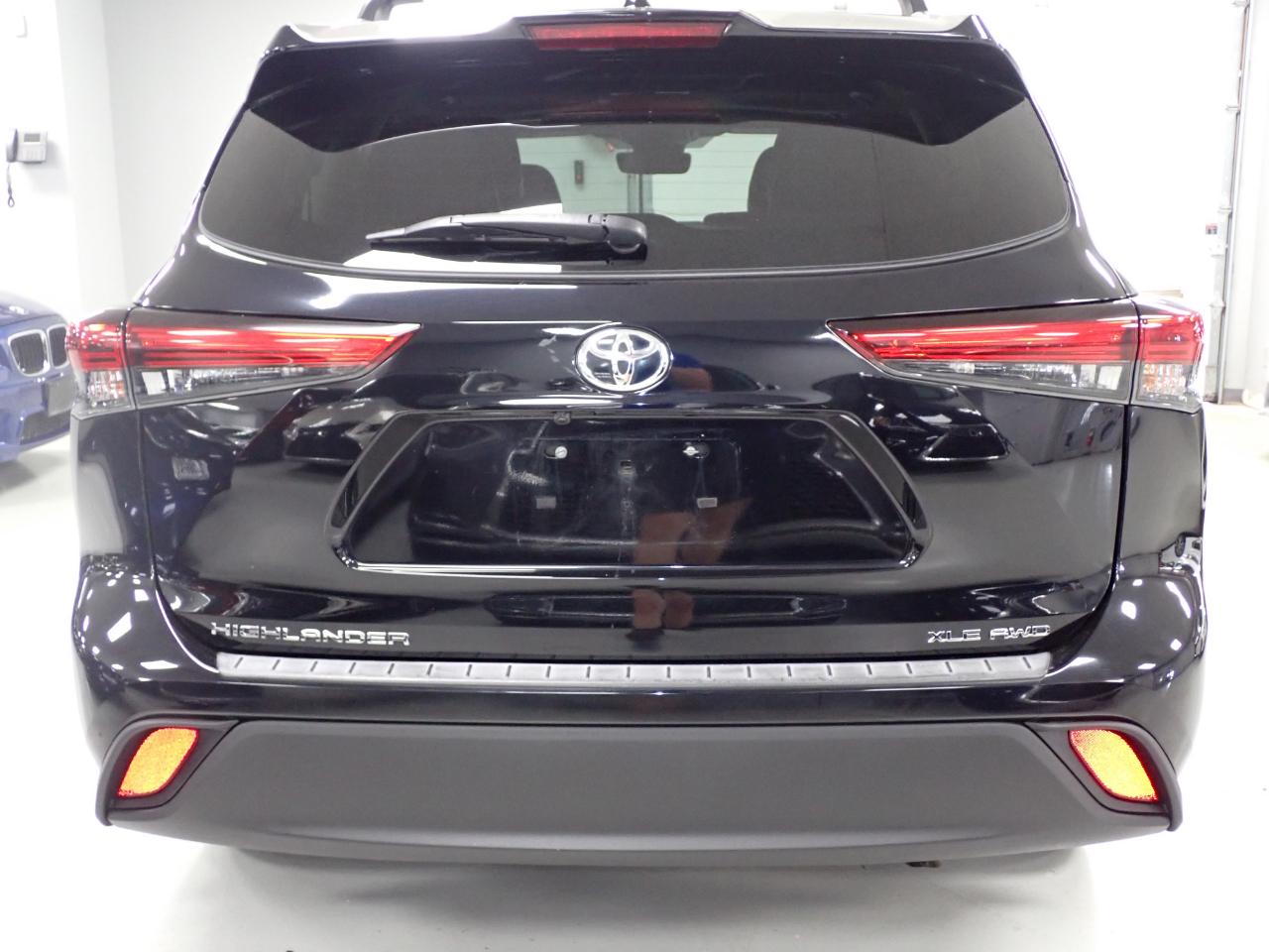 Toyota Highlander XLE AWD V6 2021