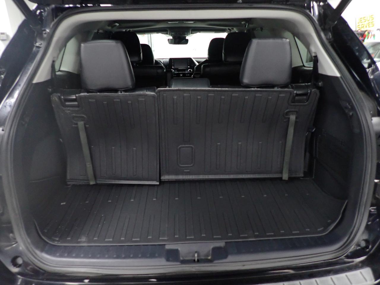 Toyota Highlander XLE AWD V6 2021