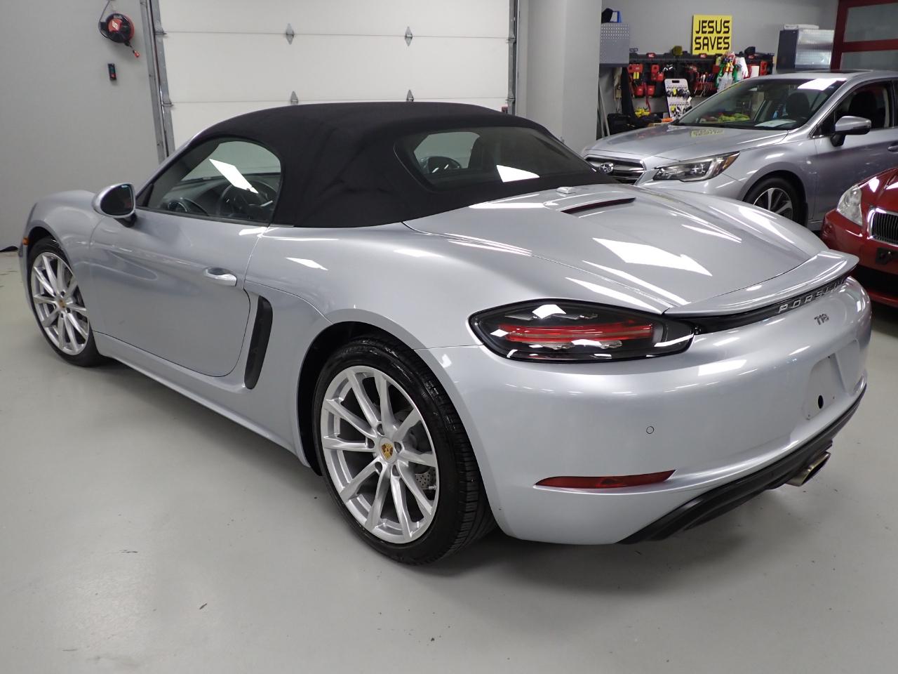 Porsche Boxster Base 2017