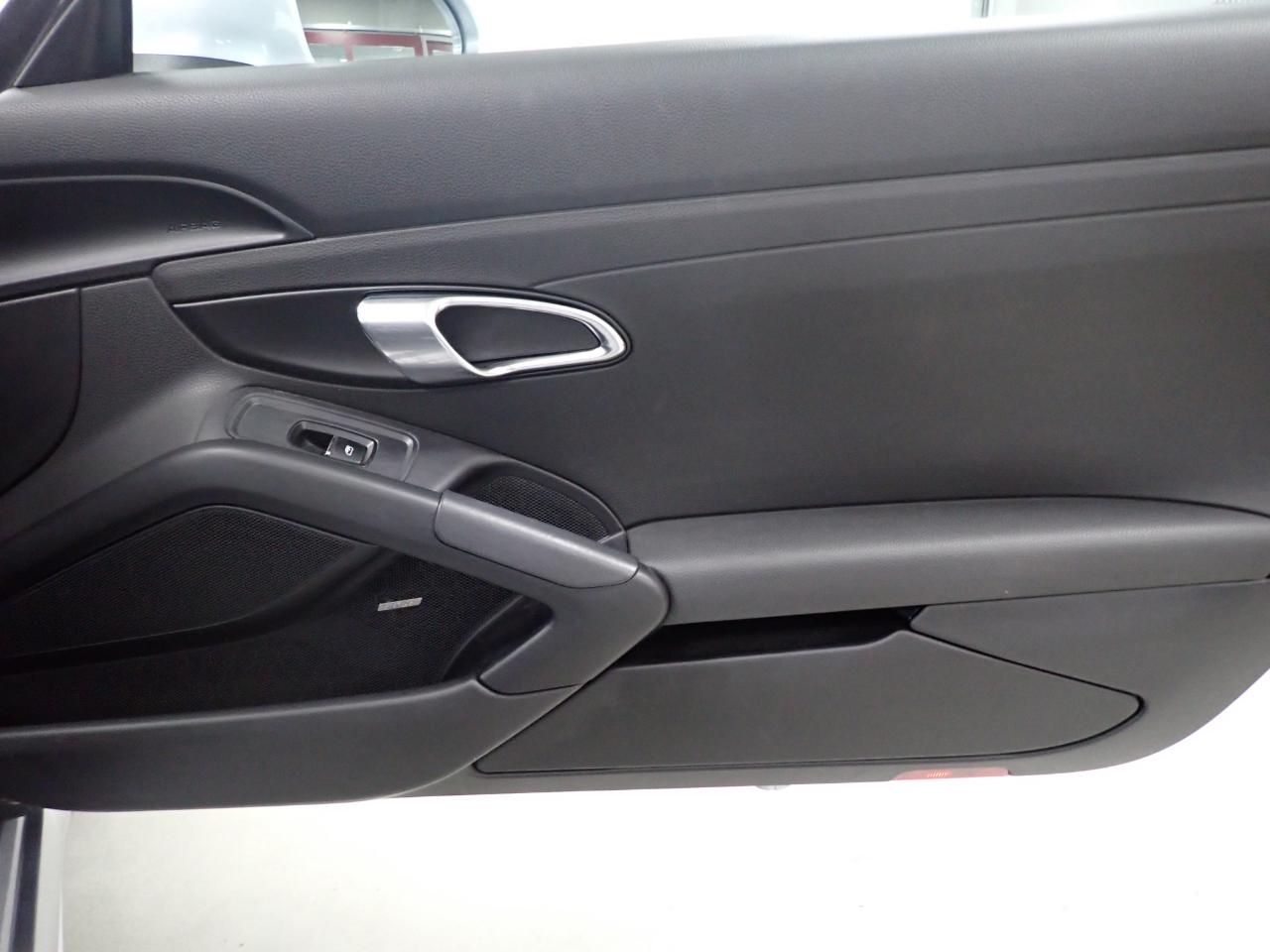Porsche Boxster Base 2017