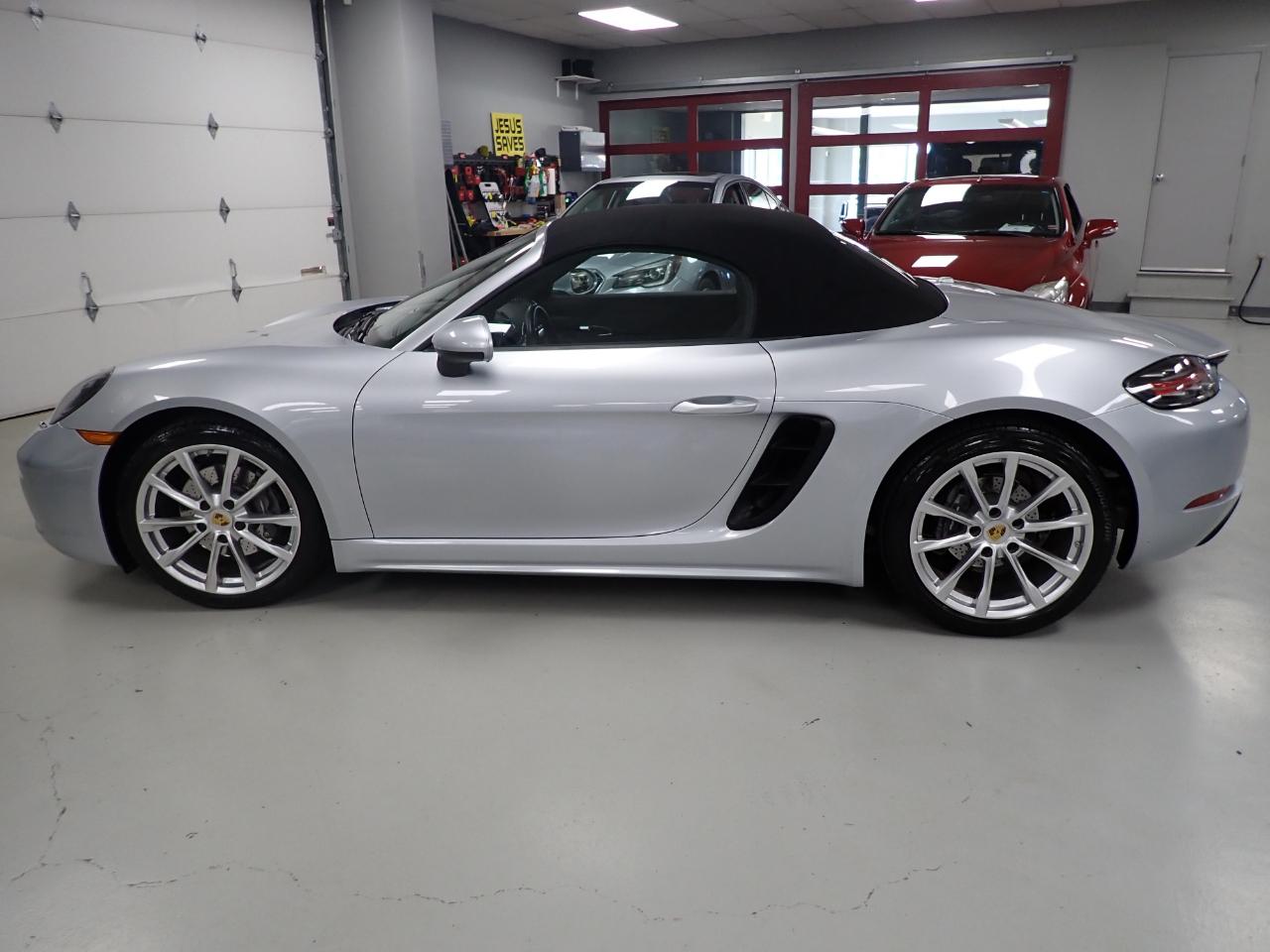 Porsche Boxster Base 2017