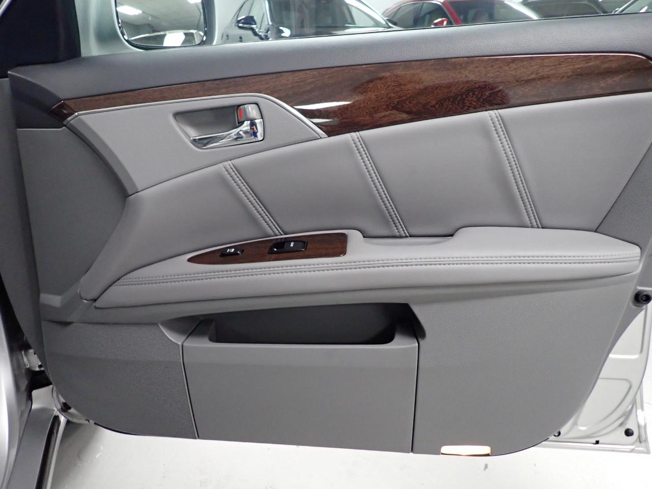 Toyota Avalon XLS 2008