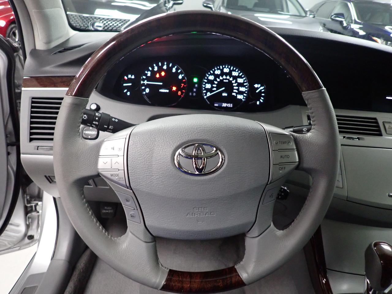 Toyota Avalon XLS 2008