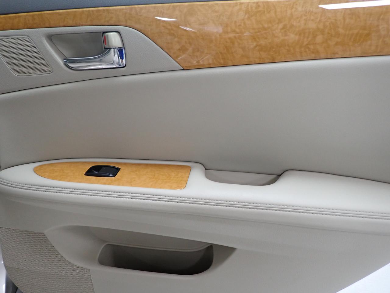 Toyota Avalon Limited 2006