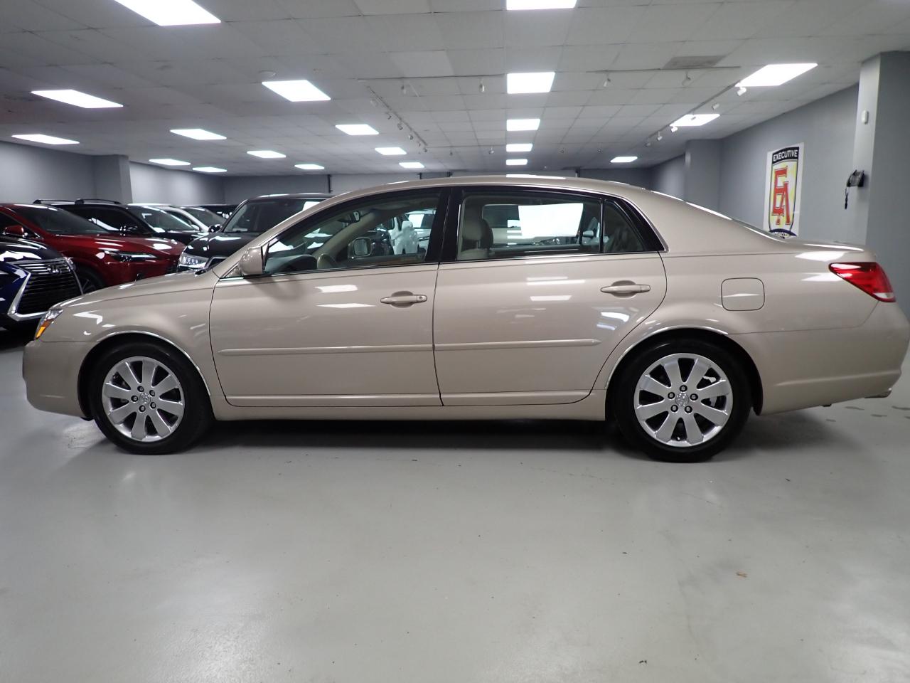 Toyota Avalon Limited 2006