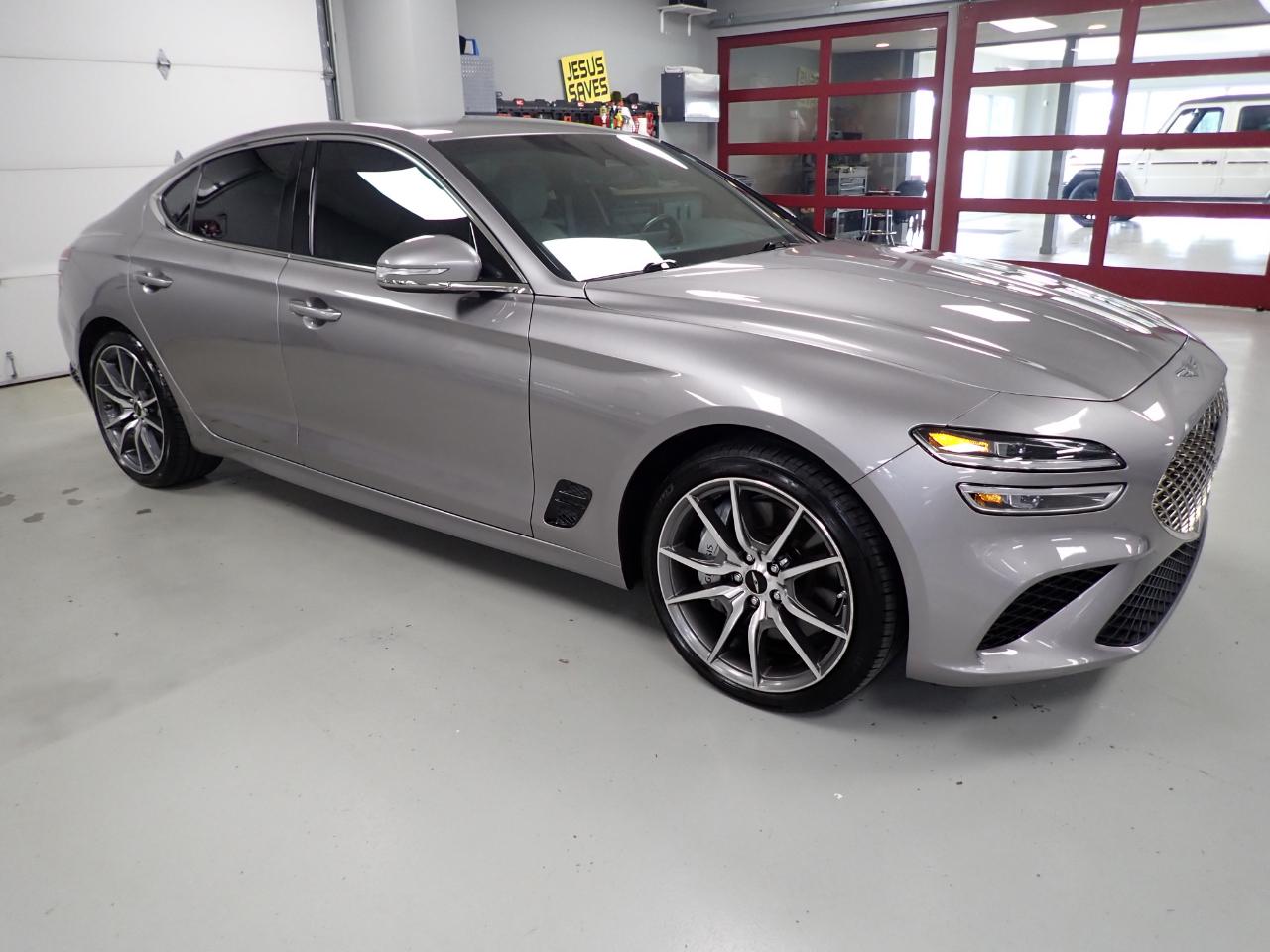2024 Genesis G70 2.5T
