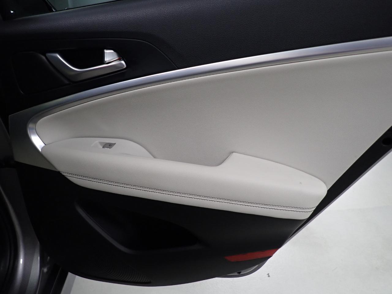 Genesis G70 2.5T 2024