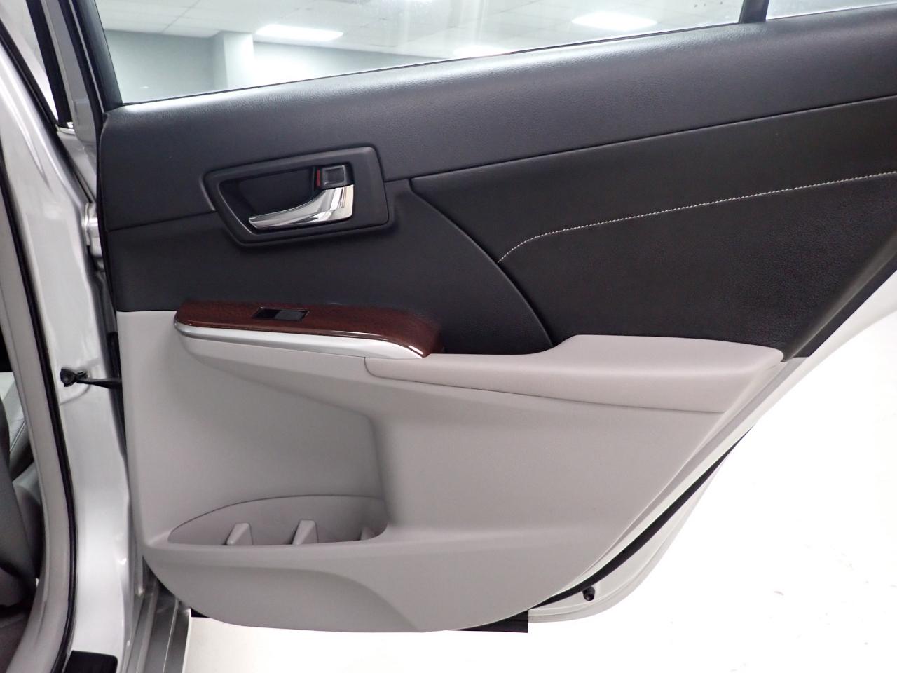 Toyota Camry XLE 2013