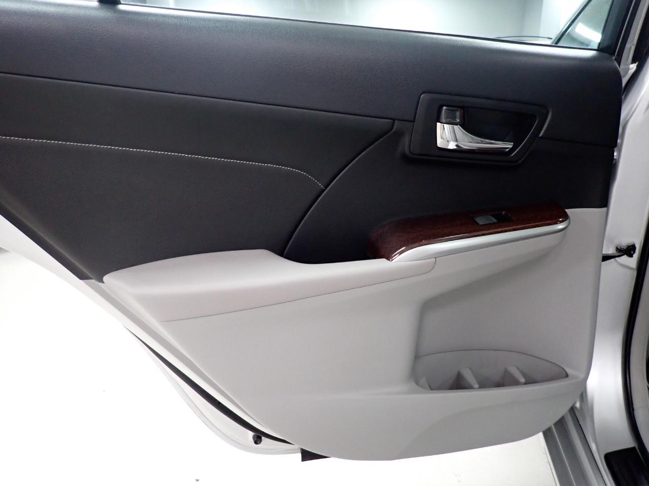Toyota Camry XLE 2013