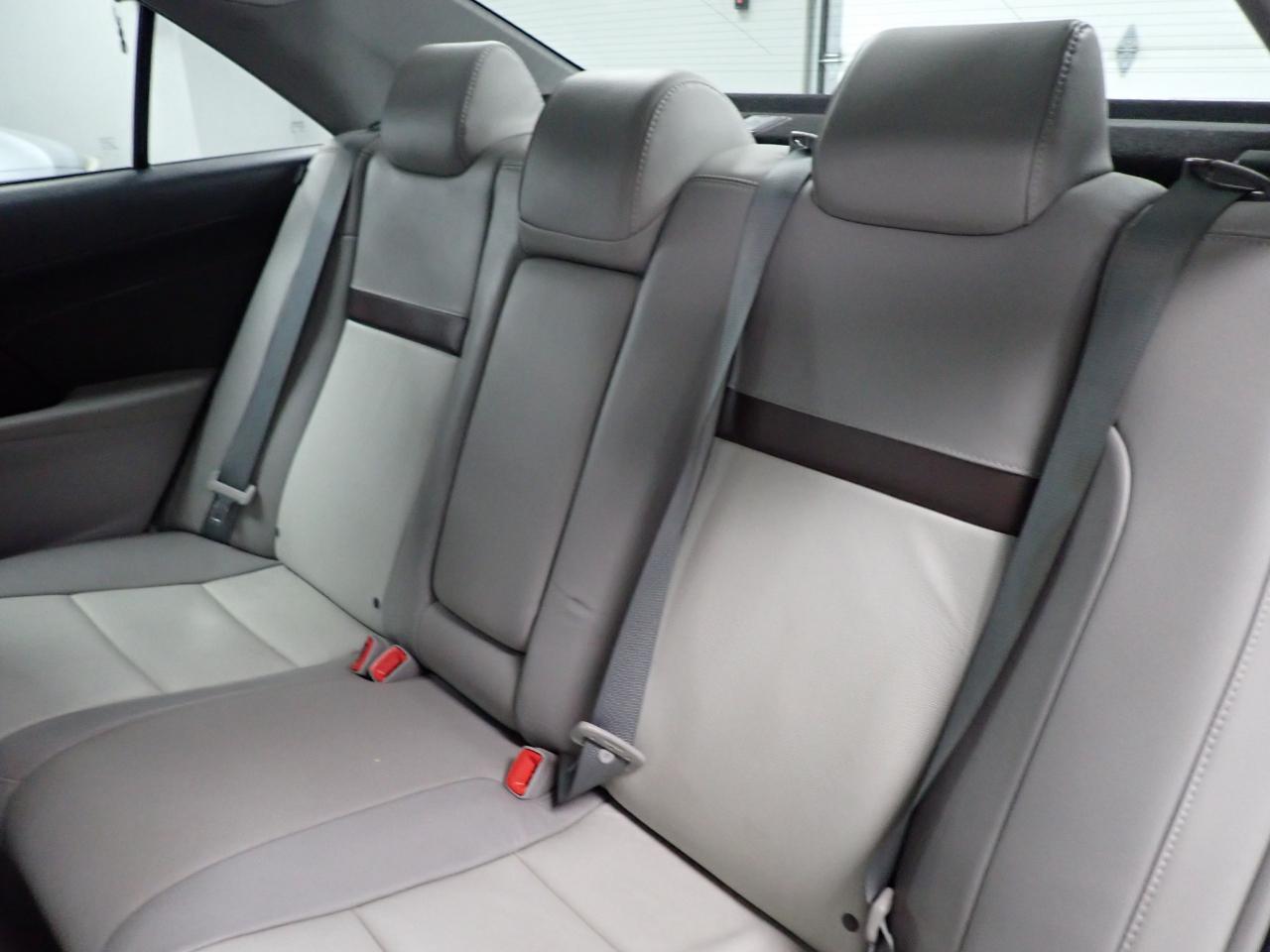 Toyota Camry XLE 2013