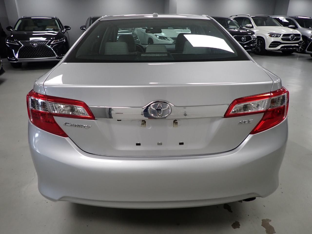 Toyota Camry XLE 2013
