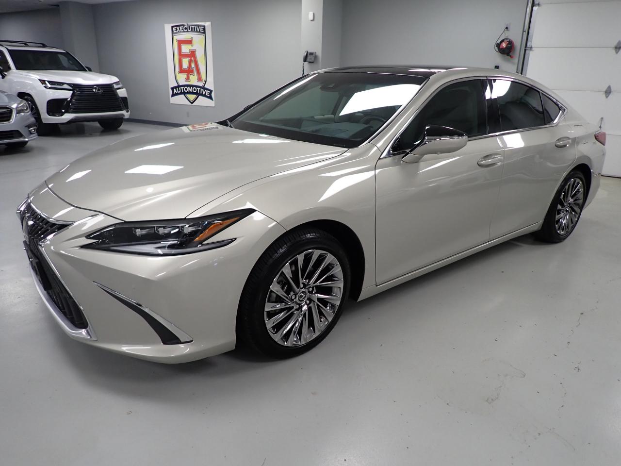 Lexus ES 350 Ultra Luxury 2025
