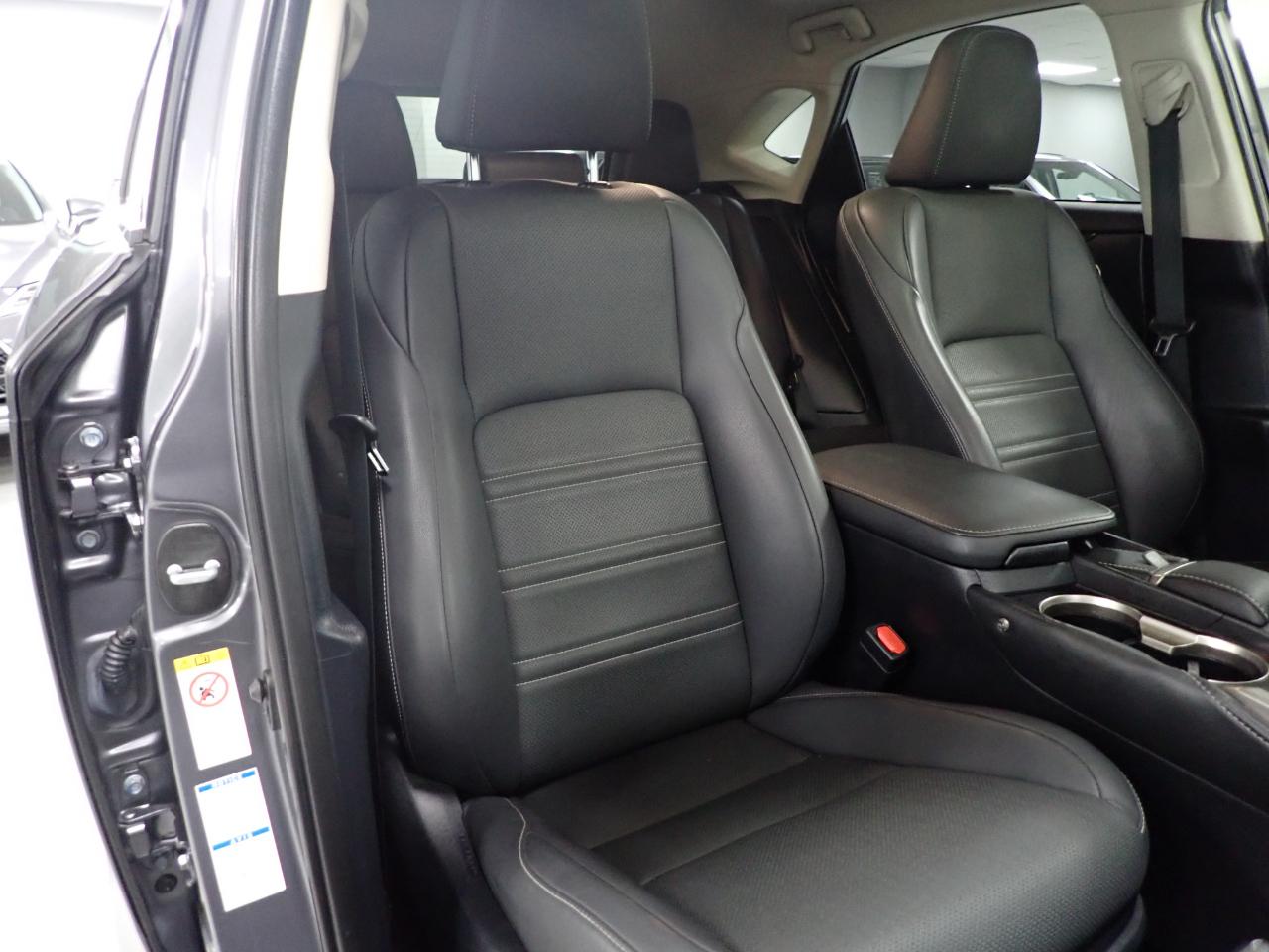 Lexus NX 300h Premium 2020