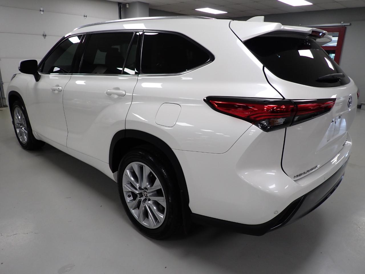 Toyota Highlander  2021