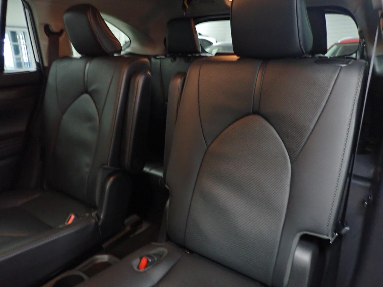 Toyota Highlander  2021