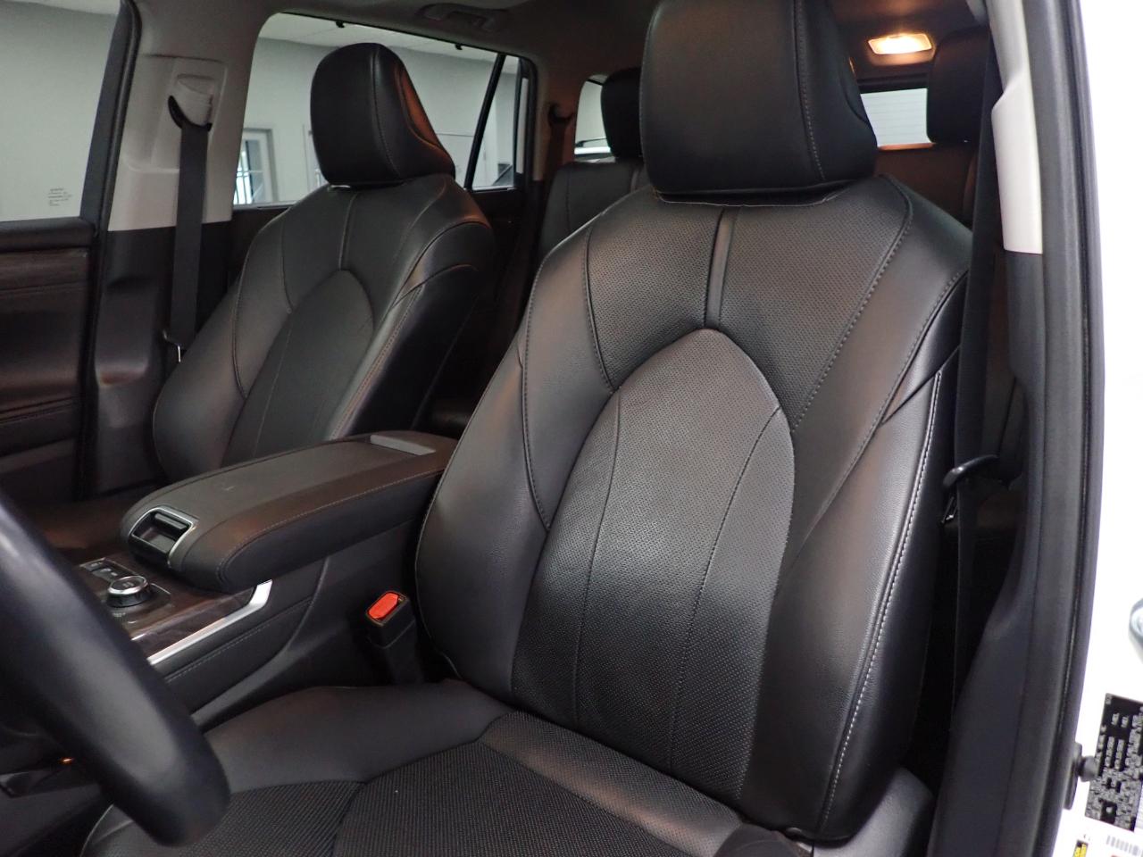 Toyota Highlander  2021