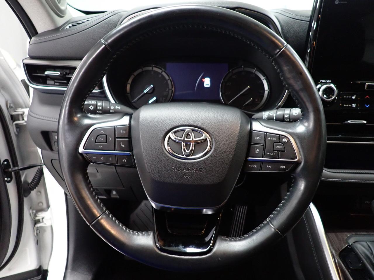 Toyota Highlander  2021