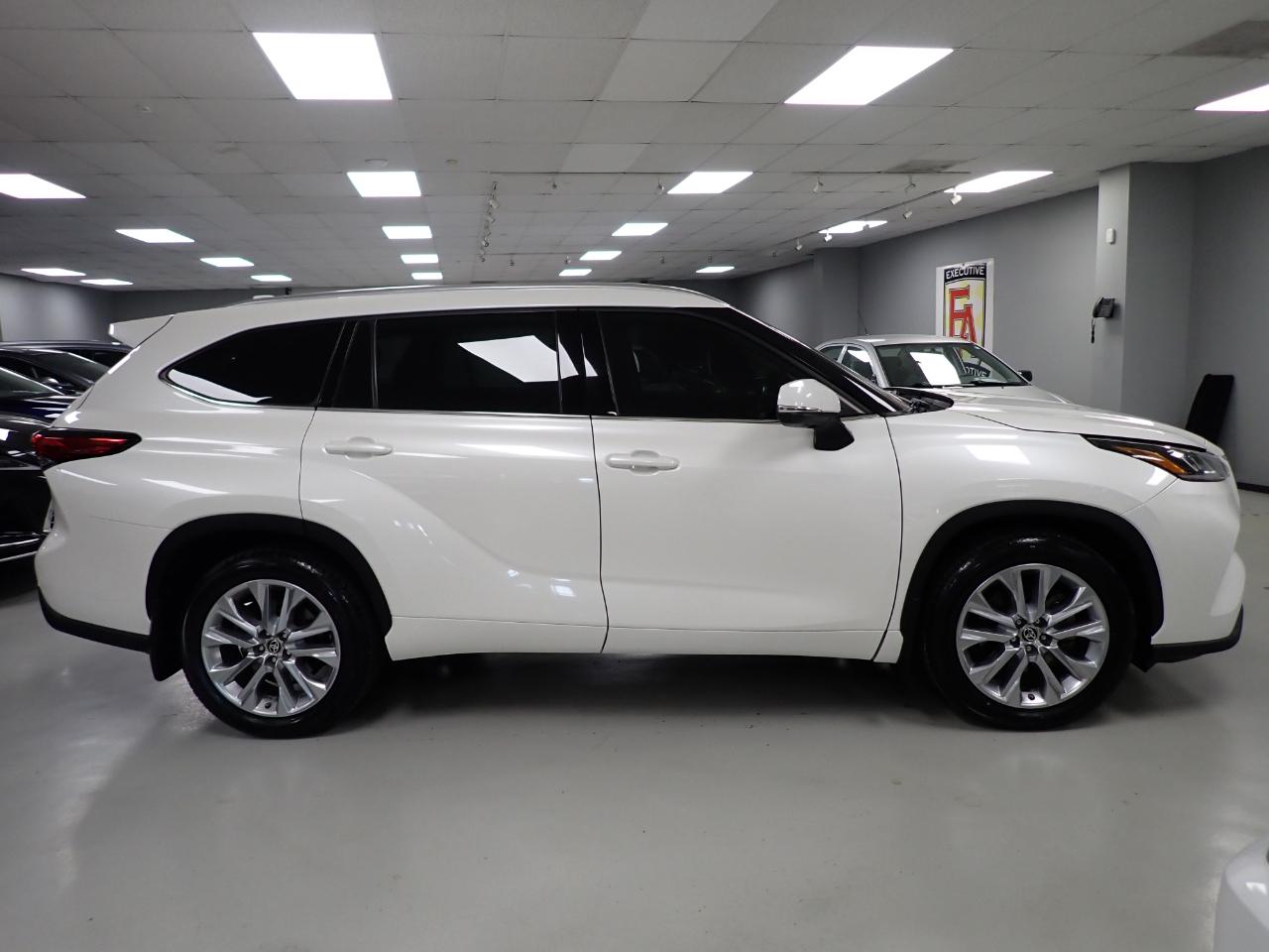 Toyota Highlander  2021
