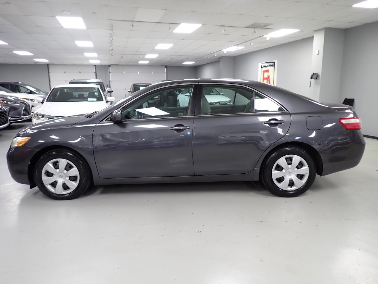 Toyota Camry XLE 5-Spd AT 2009