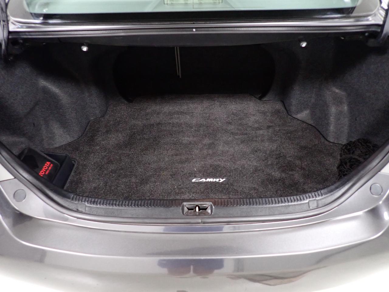 Toyota Camry XLE 5-Spd AT 2009