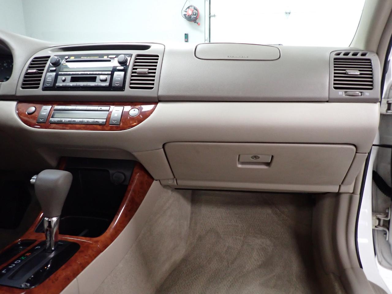 Toyota Camry XLE 2003