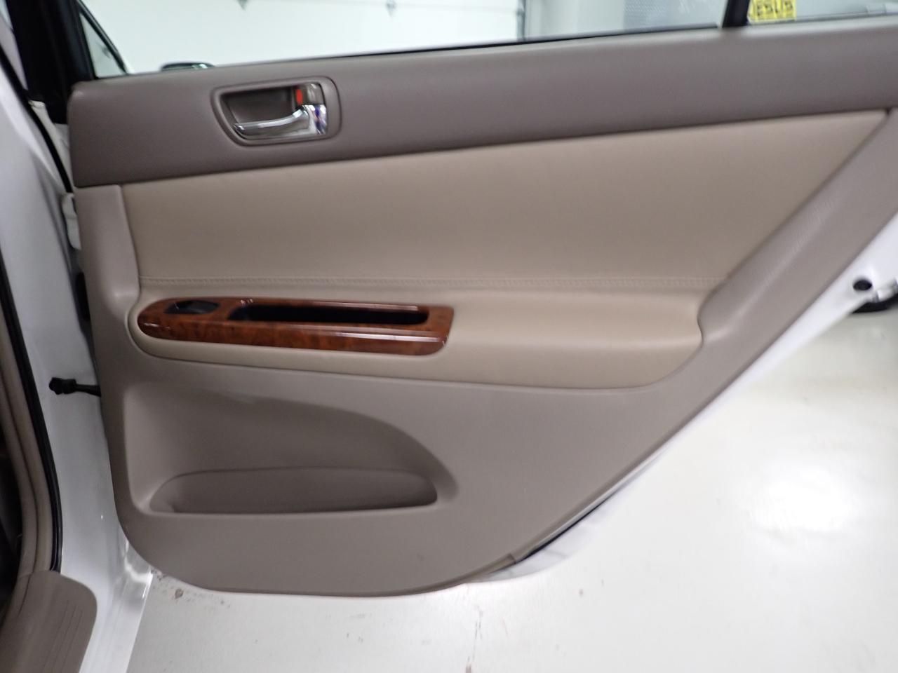 Toyota Camry XLE 2003