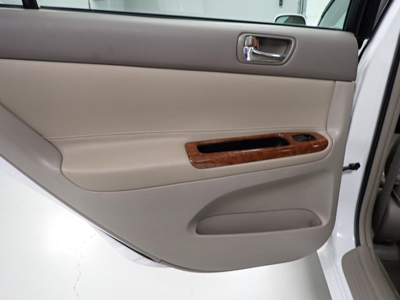 Toyota Camry XLE 2003