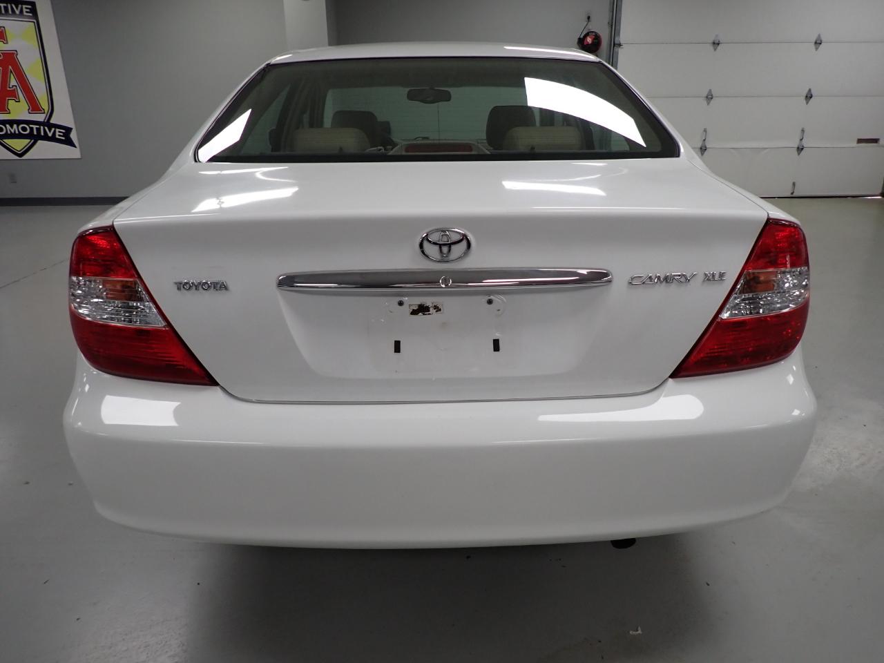 Toyota Camry XLE 2003