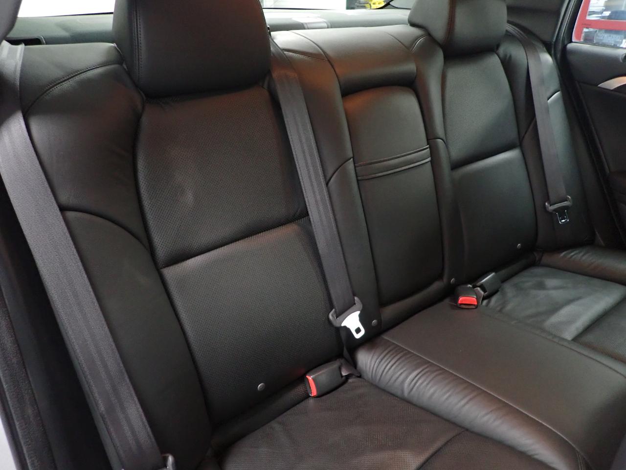 Acura TL 5-Speed AT with Navigation System 2008