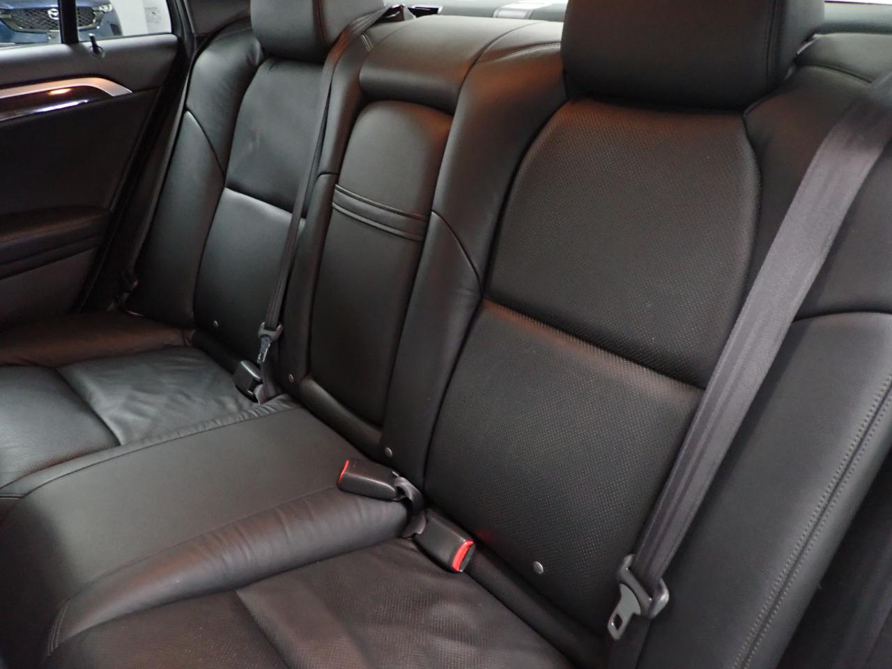 Acura TL 5-Speed AT with Navigation System 2008