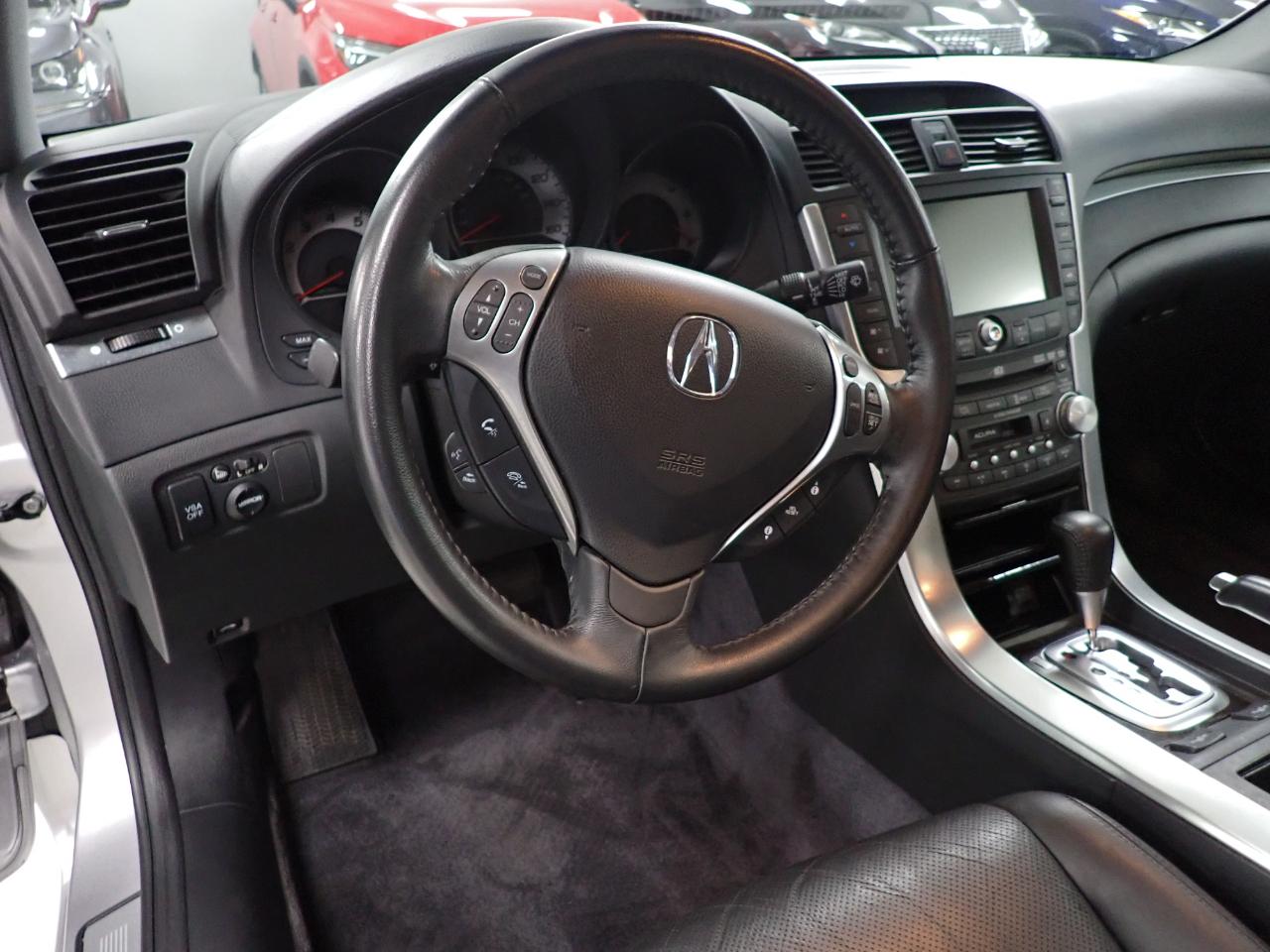 Acura TL 5-Speed AT with Navigation System 2008