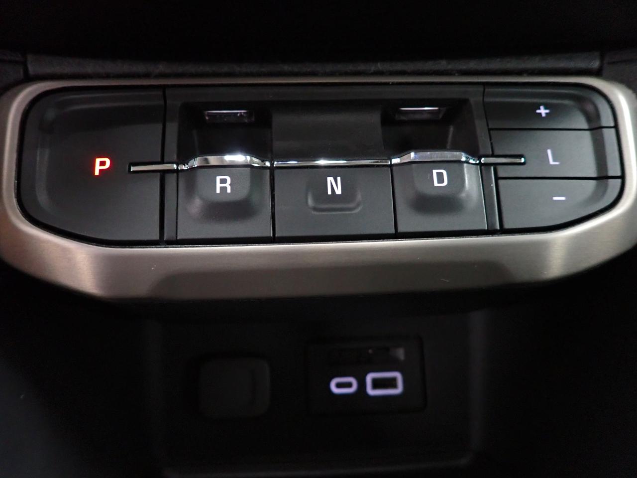 GMC Acadia Denali AWD 2021
