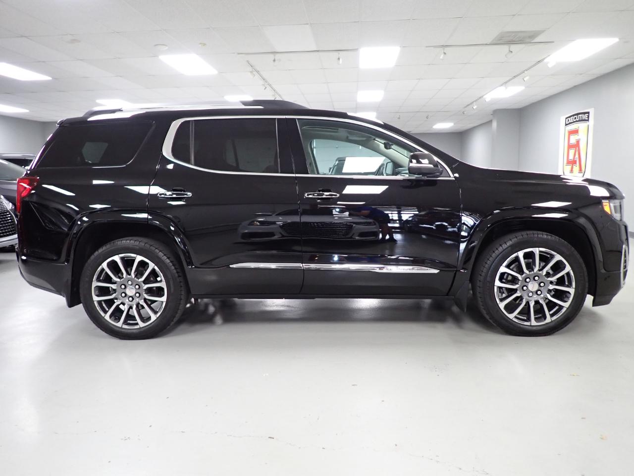 GMC Acadia Denali AWD 2021