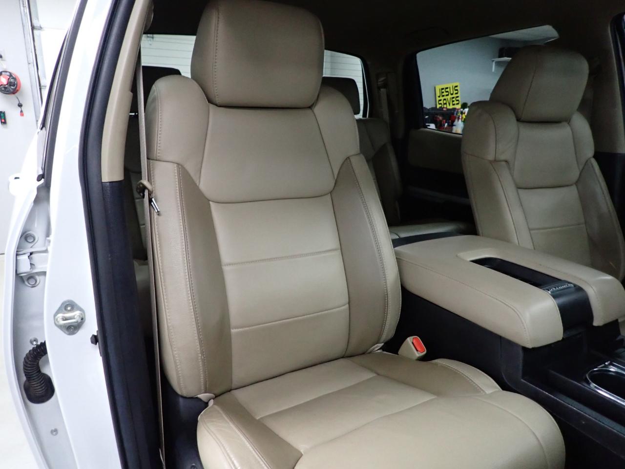 Toyota Tundra Limited 5.7L CrewMax 4WD 2020