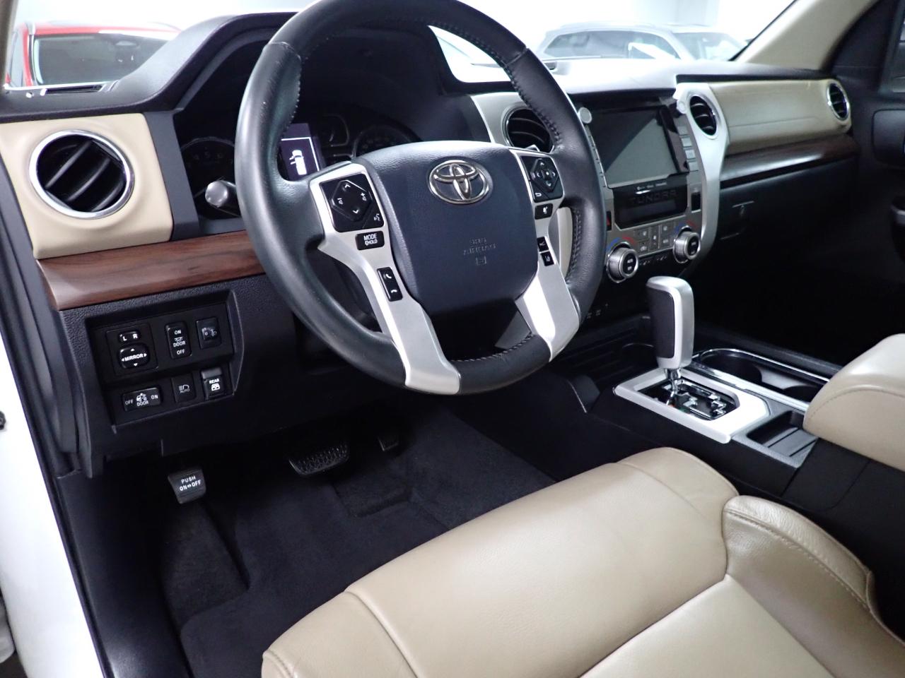Toyota Tundra Limited 5.7L CrewMax 4WD 2020