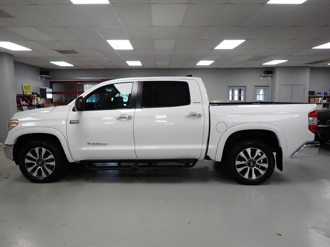 Toyota Tundra Limited 5.7L CrewMax 4WD 2020