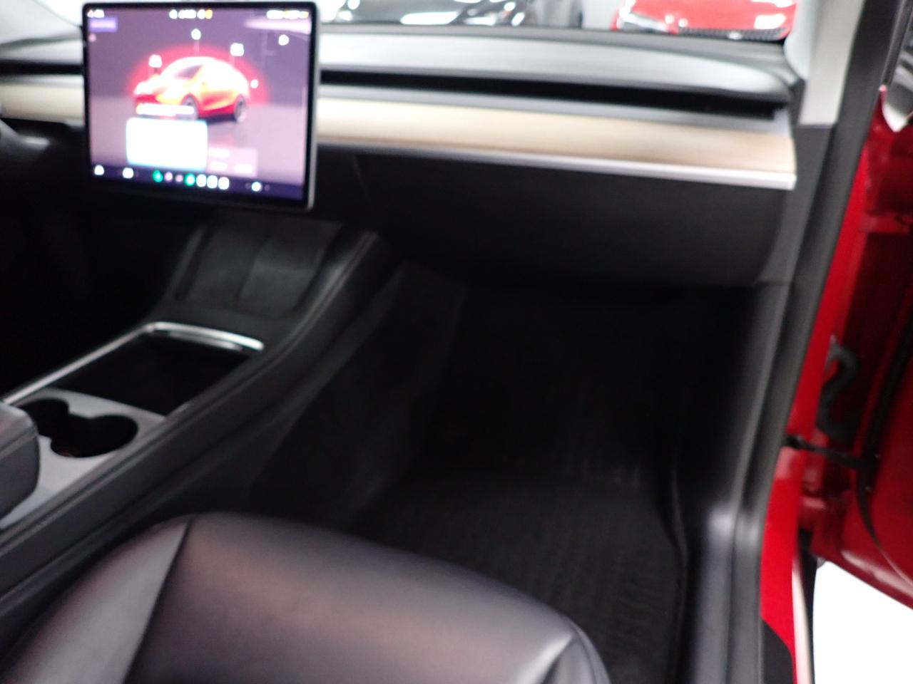 Tesla Model Y Performance 2023