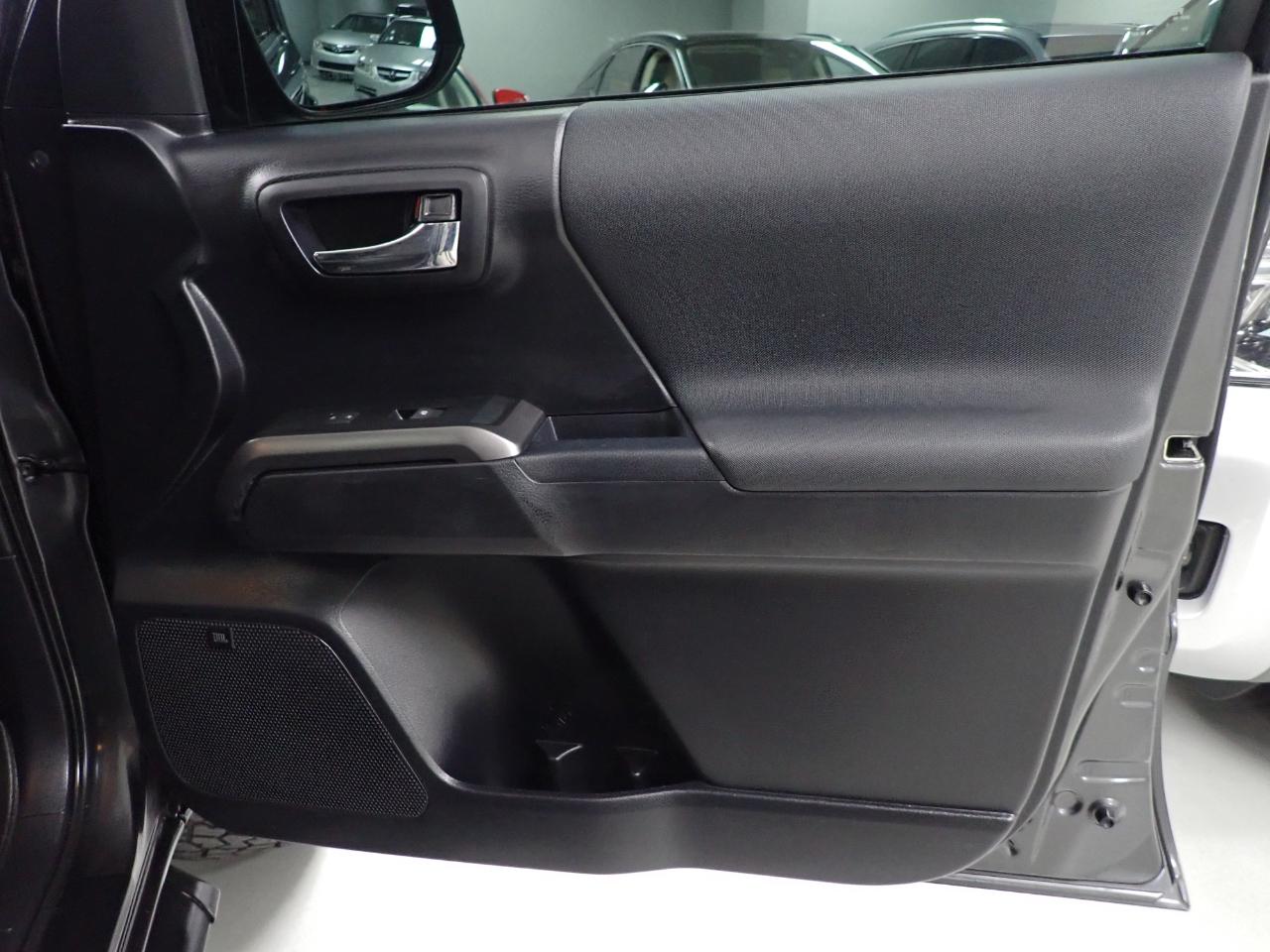 Toyota Tacoma SR5 Double Cab Long Bed V6 6AT 4WD 2019