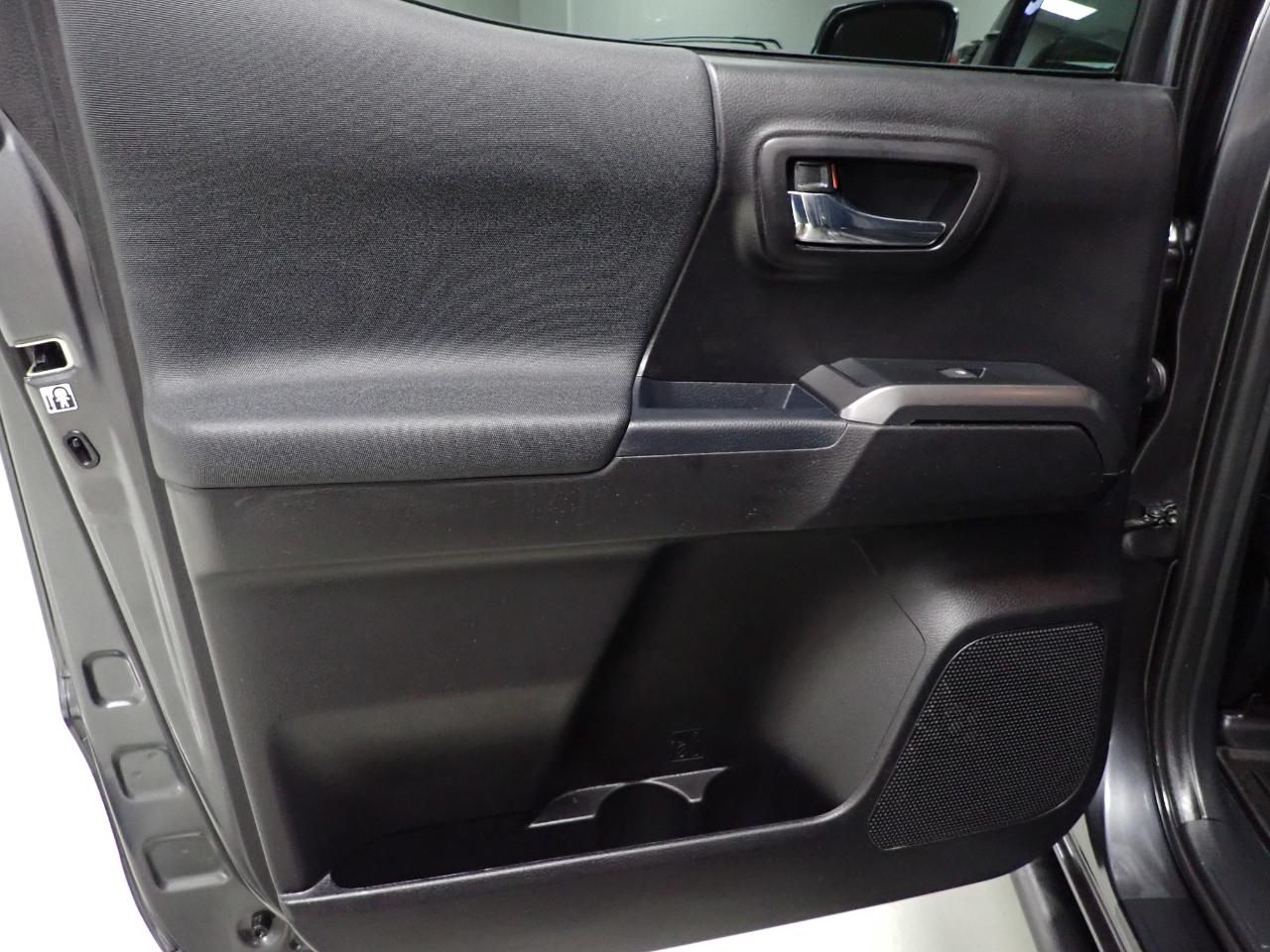 Toyota Tacoma SR5 Double Cab Long Bed V6 6AT 4WD 2019