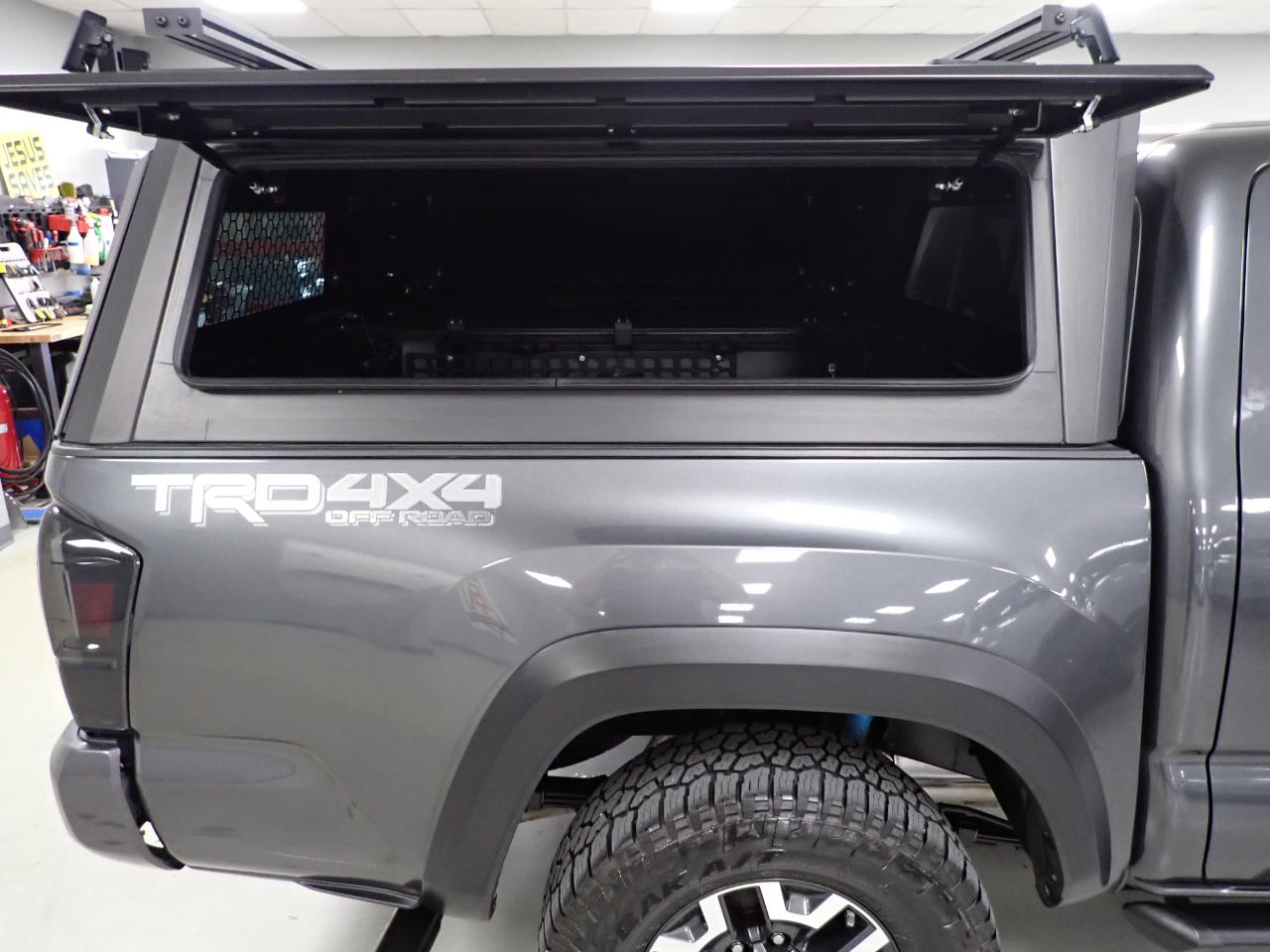 Toyota Tacoma SR5 Double Cab Long Bed V6 6AT 4WD 2019