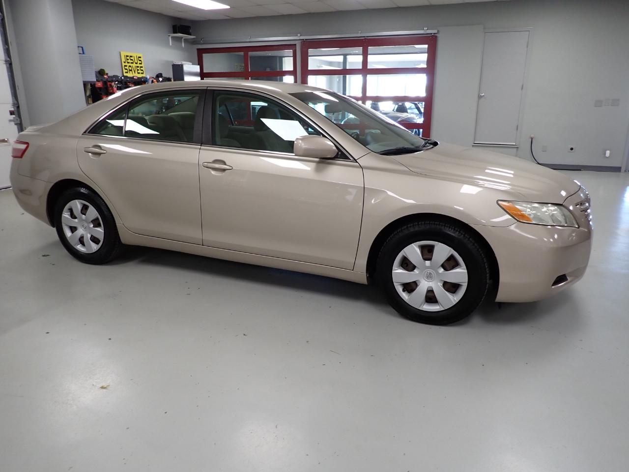2009 Toyota Camry XLE 5-Spd AT