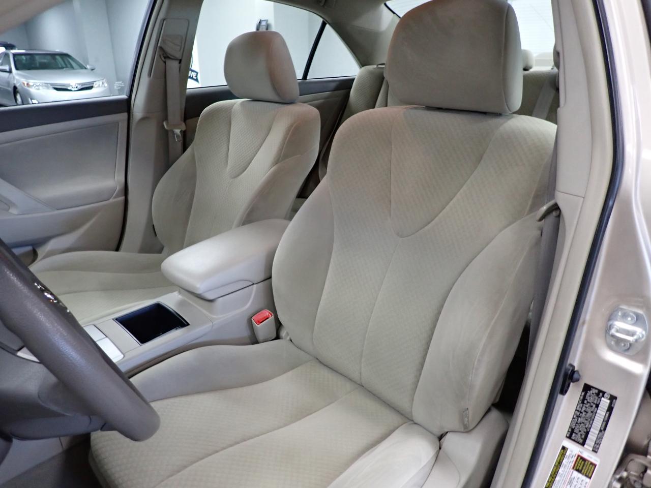 Toyota Camry XLE 5-Spd AT 2009