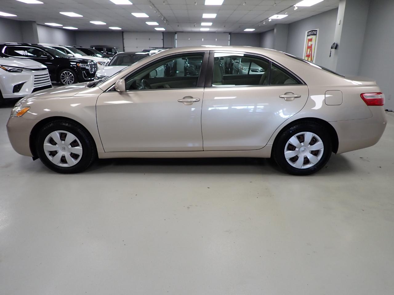 Toyota Camry XLE 5-Spd AT 2009