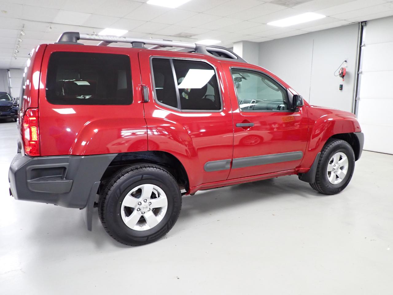 Nissan Xterra X 4WD 2011