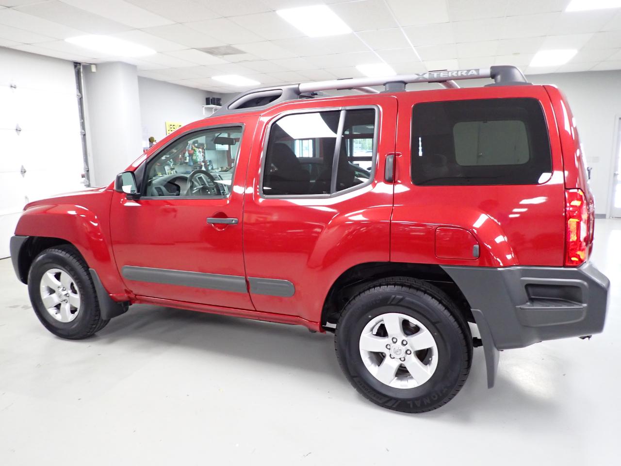 Nissan Xterra X 4WD 2011