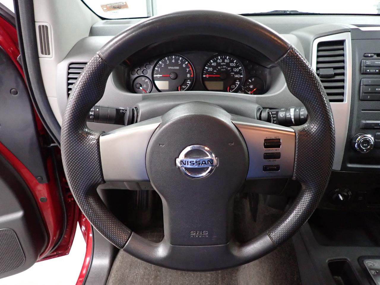 Nissan Xterra X 4WD 2011