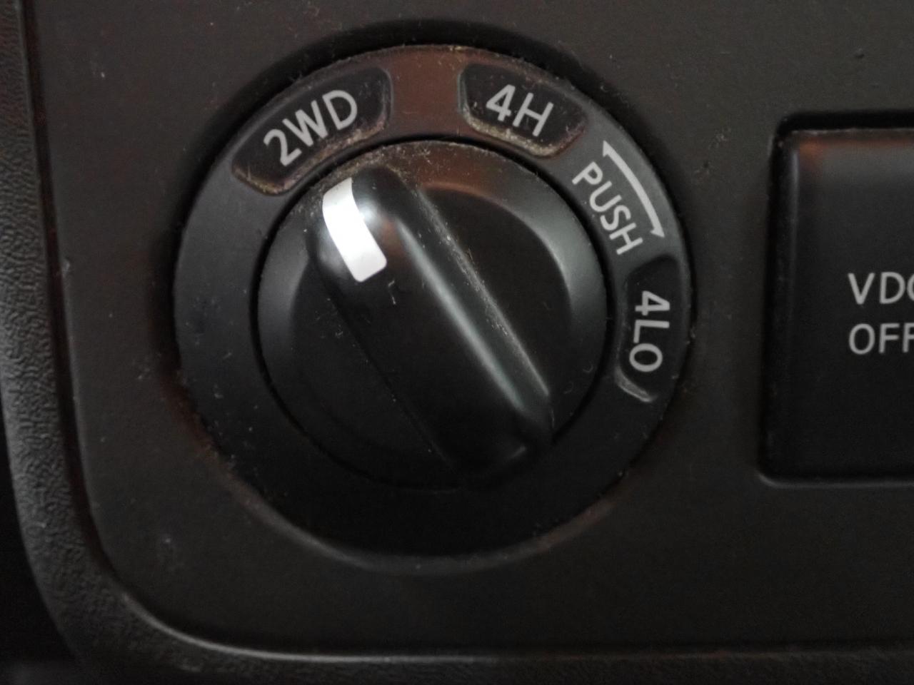 Nissan Xterra X 4WD 2011