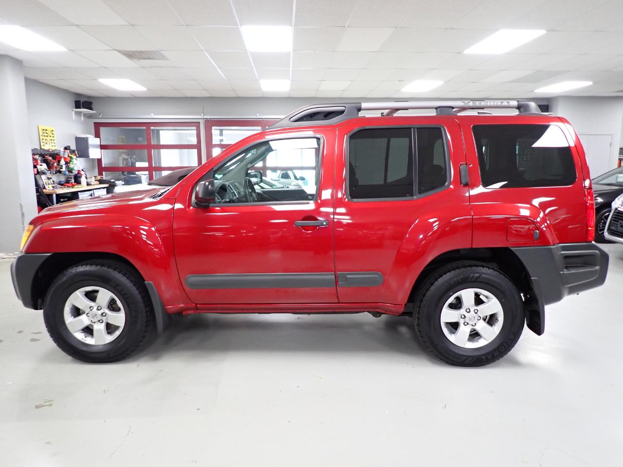 Nissan Xterra X 4WD 2011