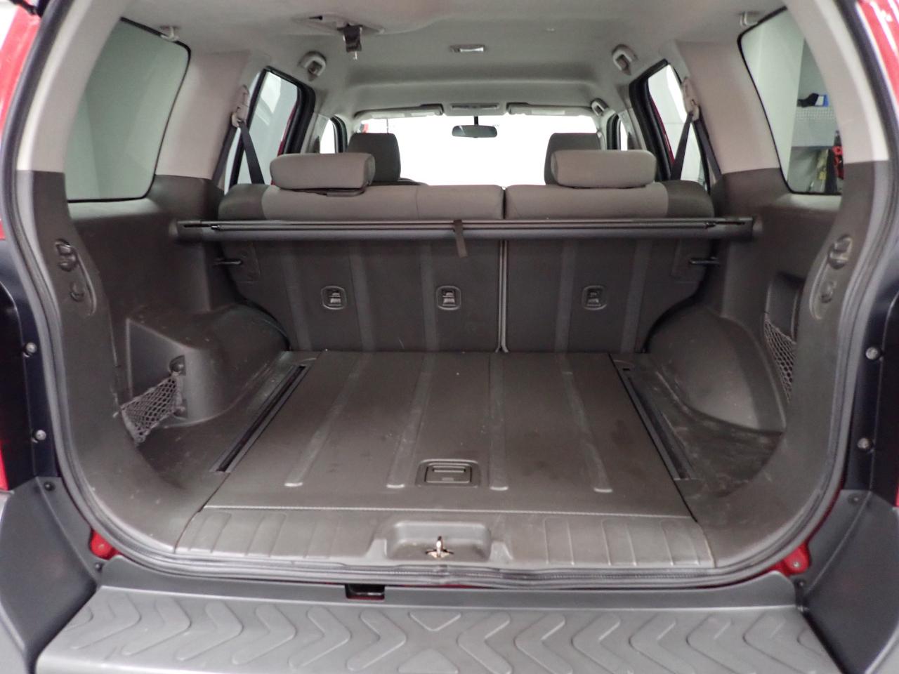 Nissan Xterra X 4WD 2011